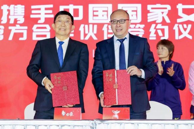 丝袜美腿国产