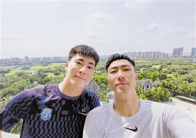 用丝袜折磨小jiji的方法